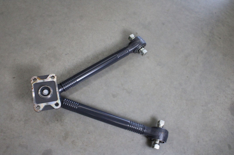 SEM 10459 Тяга реактивная V-образная L=671 — 4