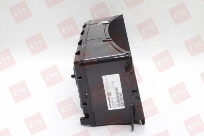 VO 22174400 Панель приборов