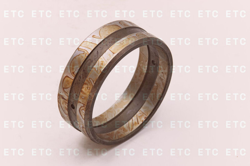 4724237 Втулка 4724237 — 4