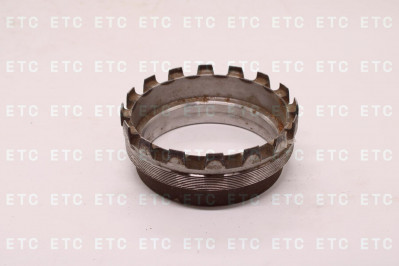 2020850064 Гайка установочная полуоси RB