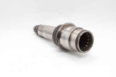 2071080774 Вал ведущий