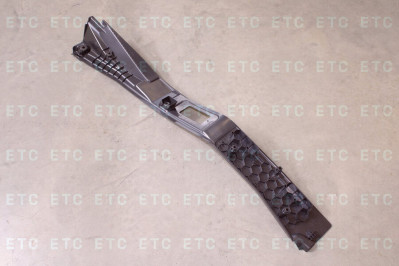 9606843821 Накладка порога MB