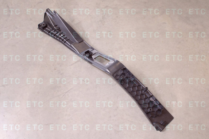 9606843821 Накладка порога MB — 3