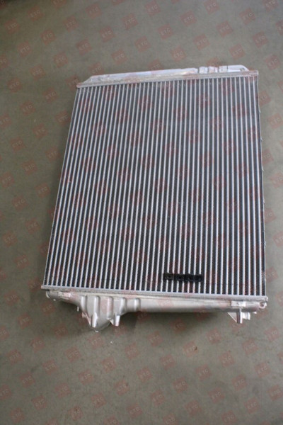 VO 21649511 Интеркулер 1015*894*68