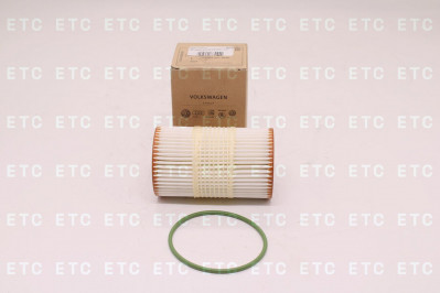 06E115562H Фильтр масляный AUDI