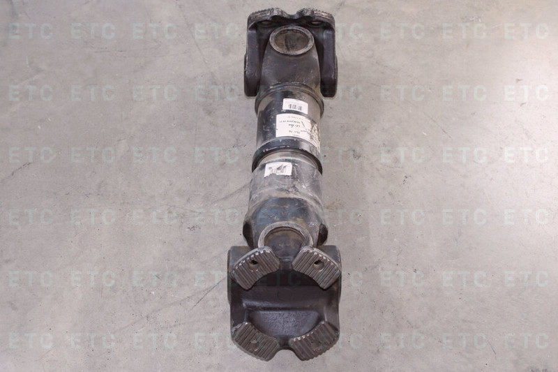 0687470200502-0009 Вал карданный среднего моста — 2