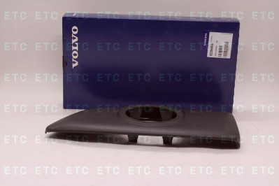 82356808 Крышка зеркала левая верхняя